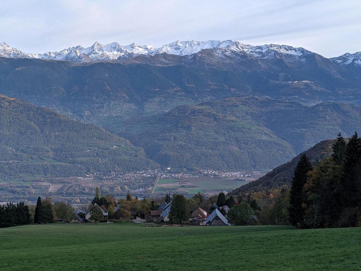 Appartement De Plain-Pied En Montagne Avec Vue Merveilleuse Sur Le Massif De Belledonne Saint Bernard du Touvet ภายนอก รูปภาพ